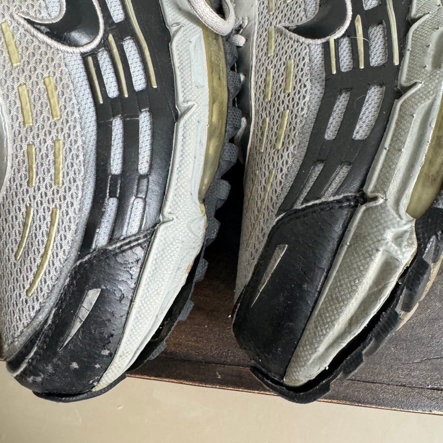 2000s NIKE AIR MAX TL 2.5 WOLF GRAY TRAINERS (EU 43)