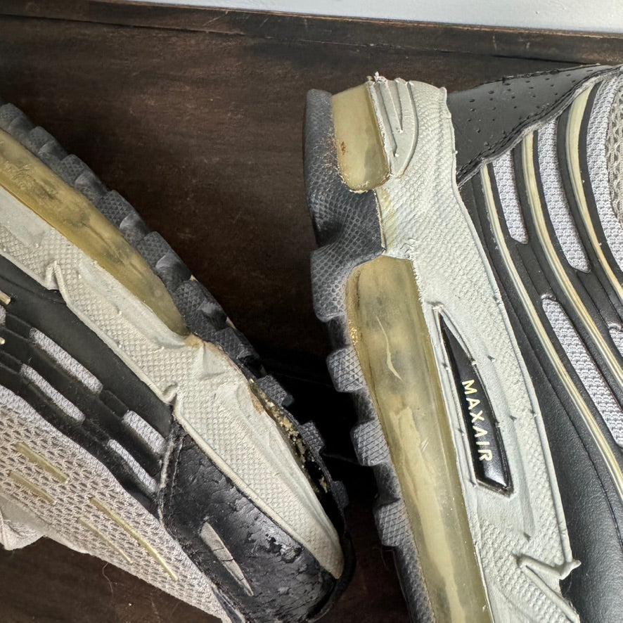 2000s NIKE AIR MAX TL 2.5 WOLF GRAY TRAINERS (EU 43)